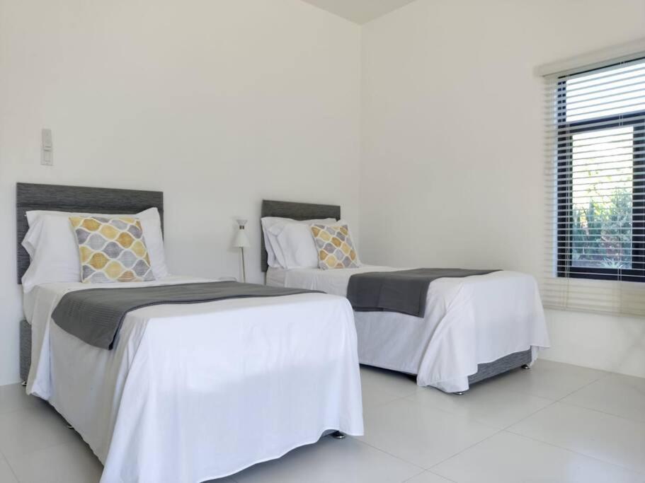 The Willow Apartment Ocho Rios Exterior foto